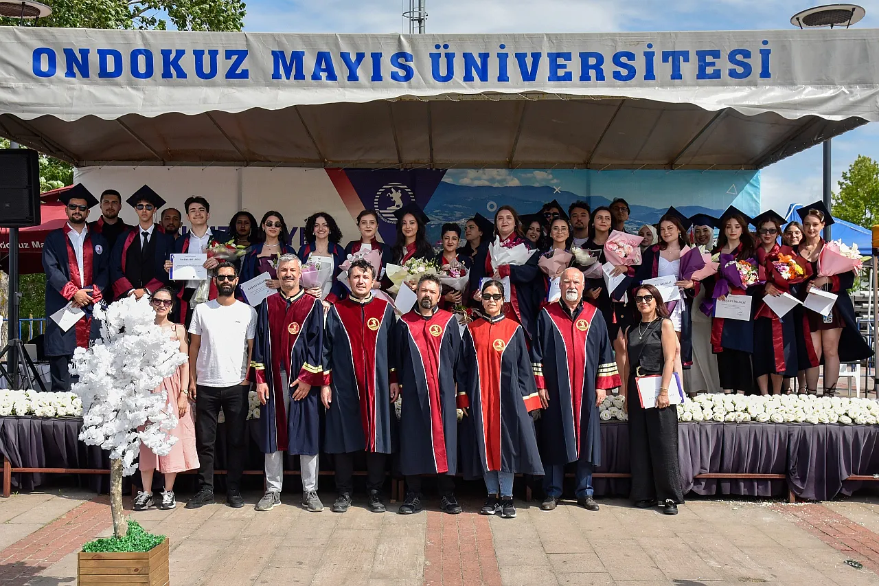 Fen Fakültesi 47. Mezunlarını Uğurladı