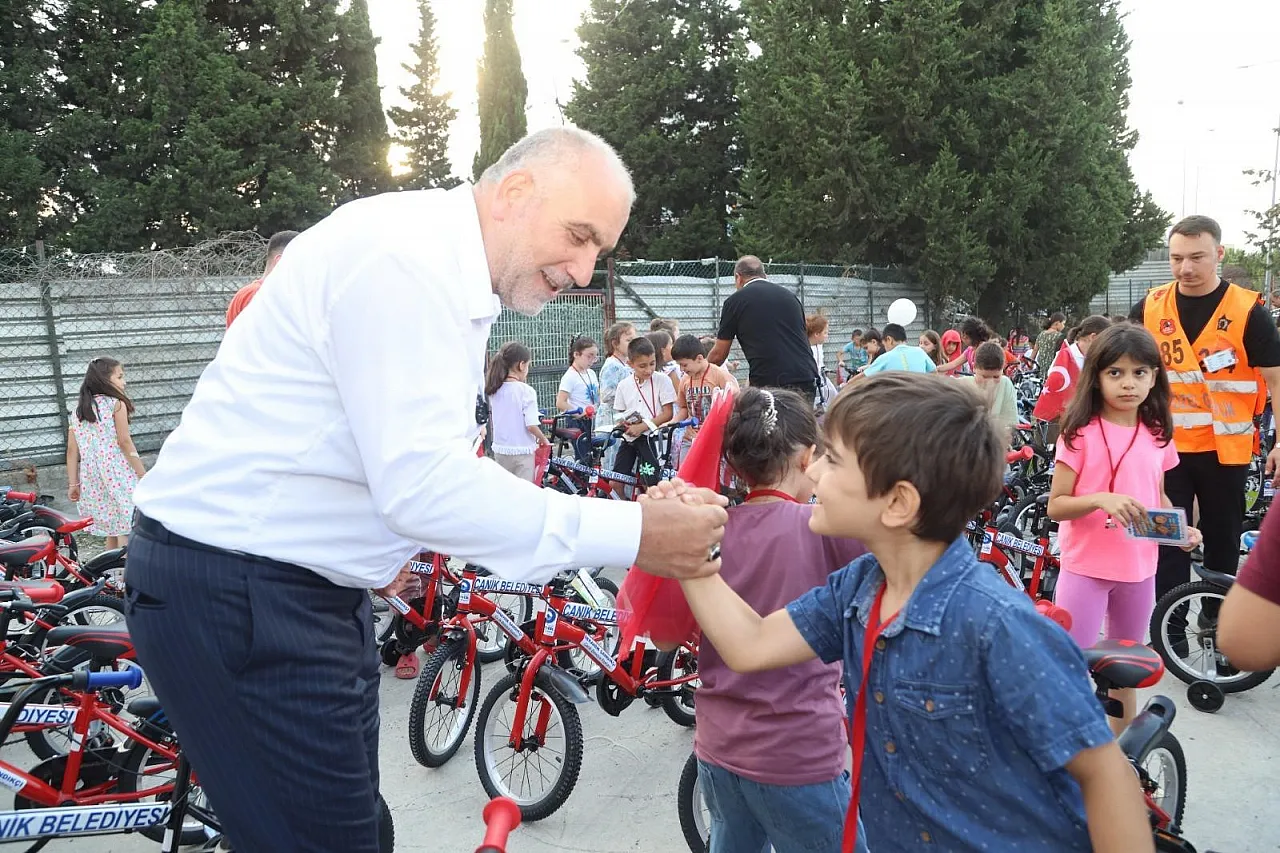 Canik'te 2 bin 500 çocuk ve genç için ödül töreni düzenlenecek
