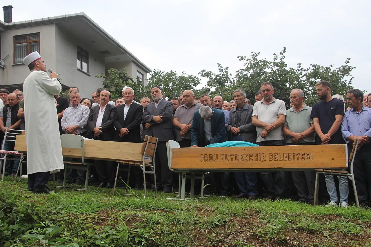 Ordu'da iki kardeş aynı gün hayatını kaybetti