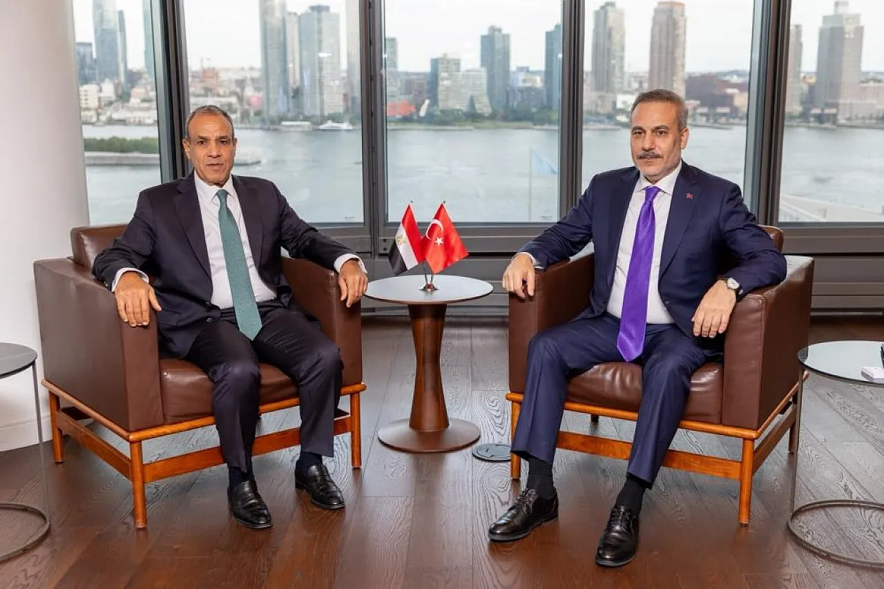 Fidan, Mısır Dışişleri Bakanı Abdelatty ile bir araya geldi