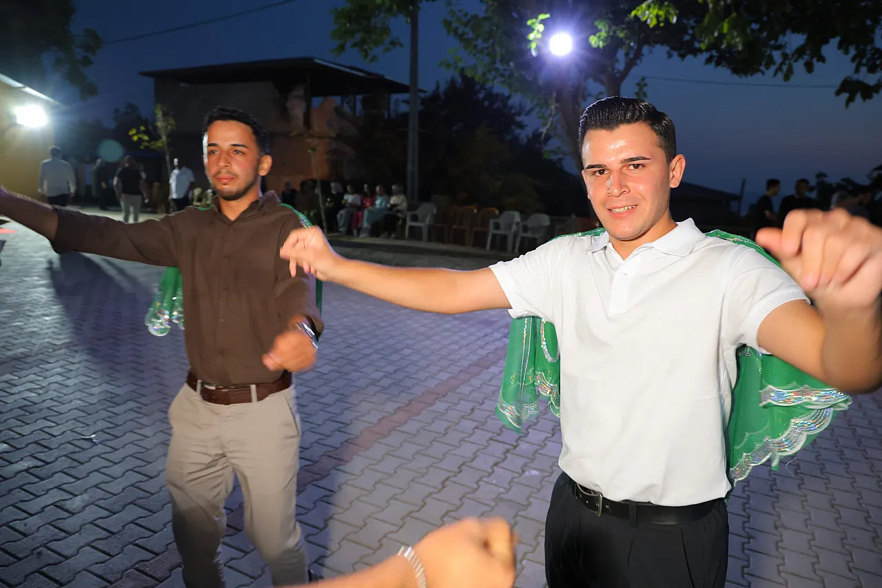 İkiz kardeşler aynı yerde askerlik yapacak
