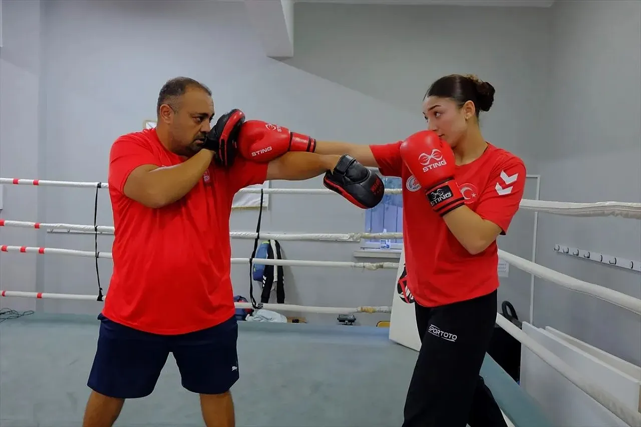 Milli boksör Buse Nur Yazan'ın hedefi dünya şampiyonluğu