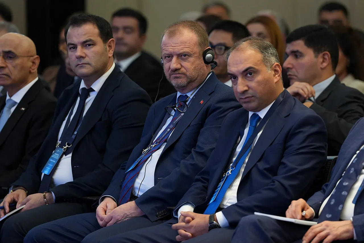 Daniş'ten Bakü'de Dijital Vatan vurgusu