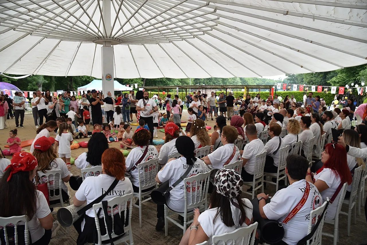 Minikler Ata Fest'te eğlenirken öğrendi