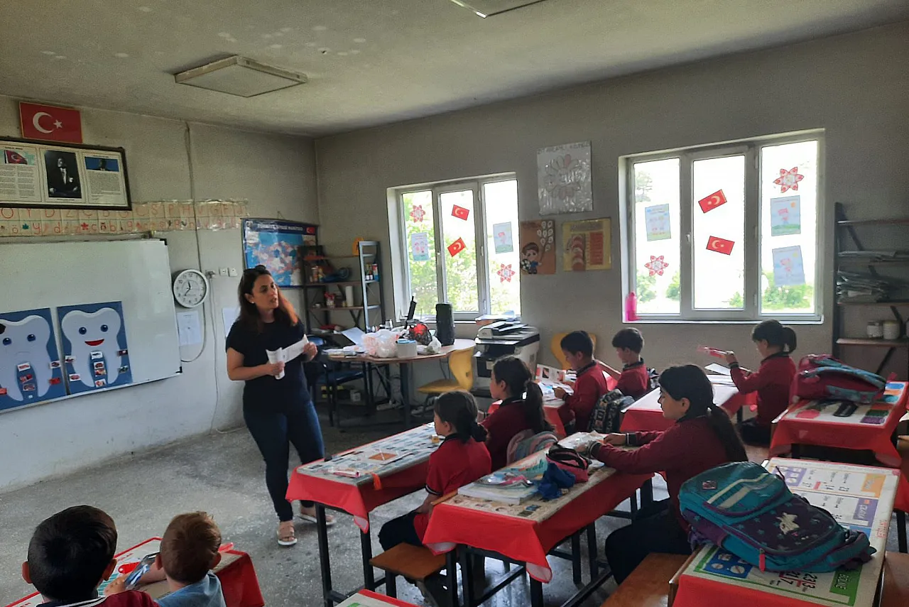 Alaçam'da kırsal mahallelerdeki öğrencilere sağlık bilinci aşılandı