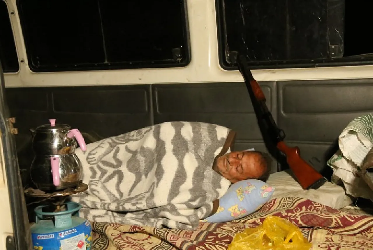 'Beyaz altın' için uykusuz geceler: Taşköprülü üreticiler tarlalarda nöbet tutuyor