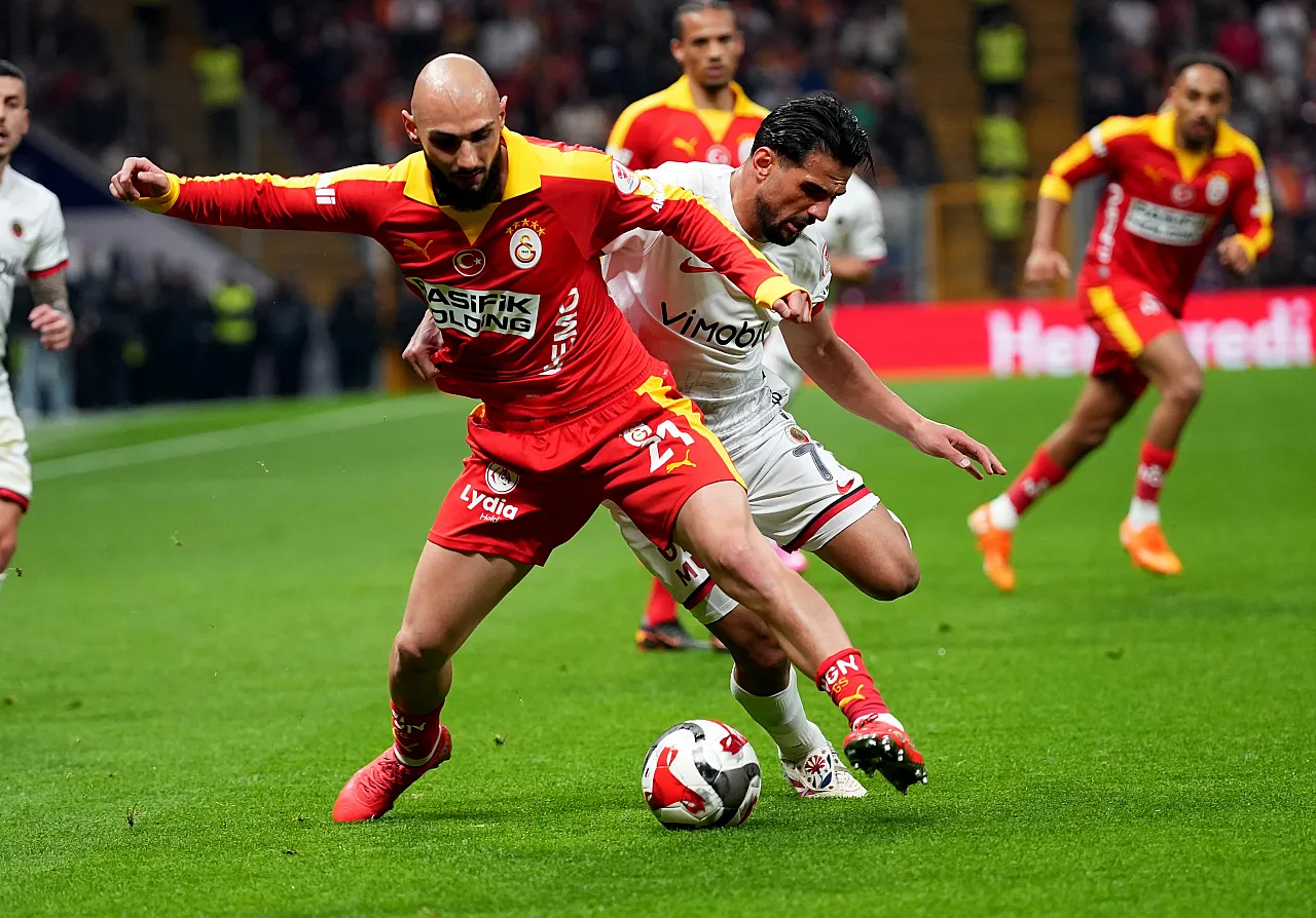 Ziraat Türkiye Kupası: Galatasaray: 0 - Gençlerbirliği: 0 (İlk yarı)