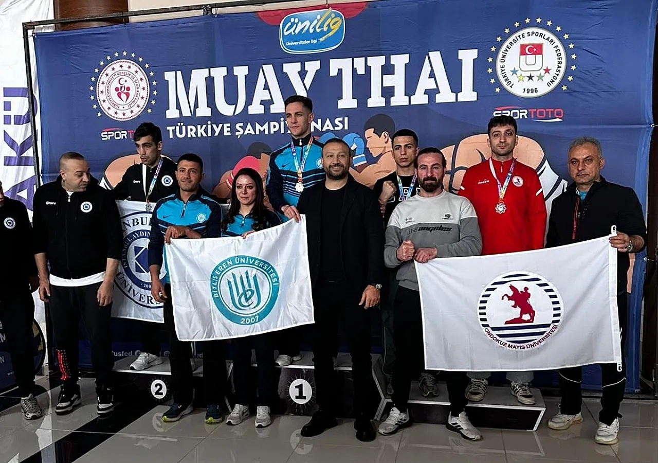 OMÜ Muay Thai Takımı Türkiye Şampiyonası'ndan çifte madalya ile döndü