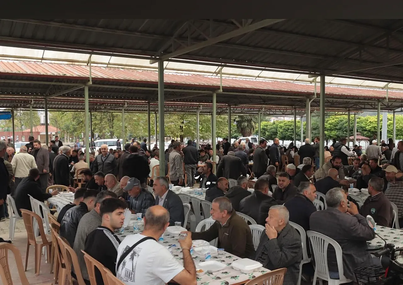 Ayvacık'ta şehitler, gaziler ve ebediyete irtihal eden büyükler için mevlit okutuldu