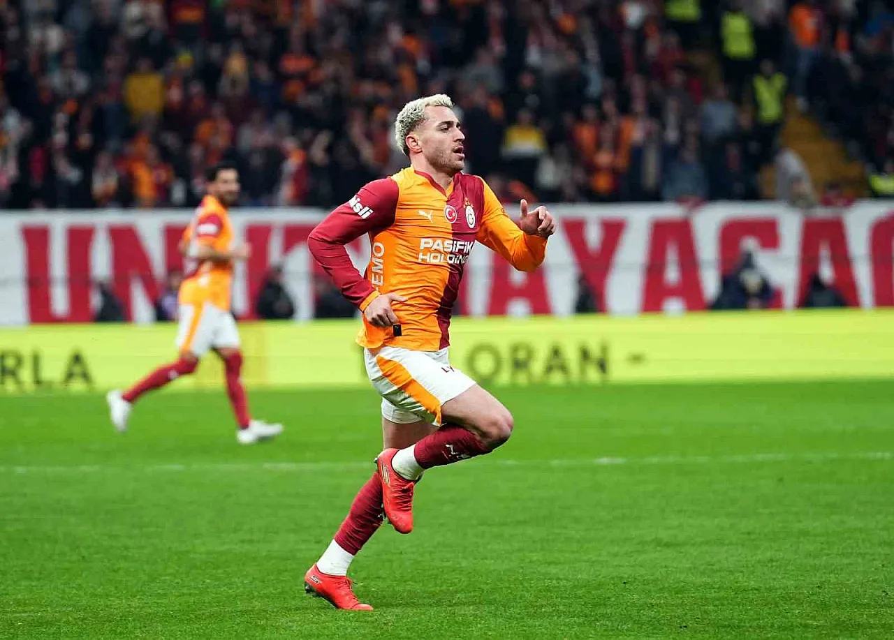Galatasaray'da 4 değişiklik