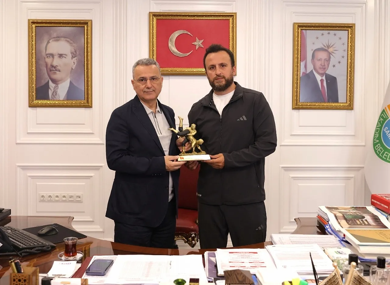 Kırkpınar'a İlkadım damgası.. 9 pehlivan yola çıktı