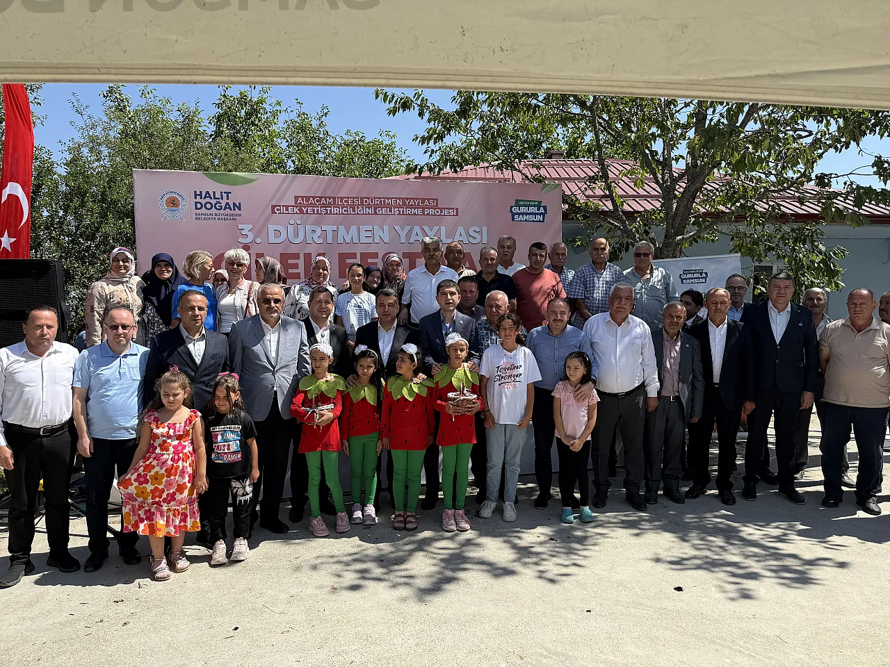 Samsun'da 3. Dürtmen Yaylası Çilek Festivali