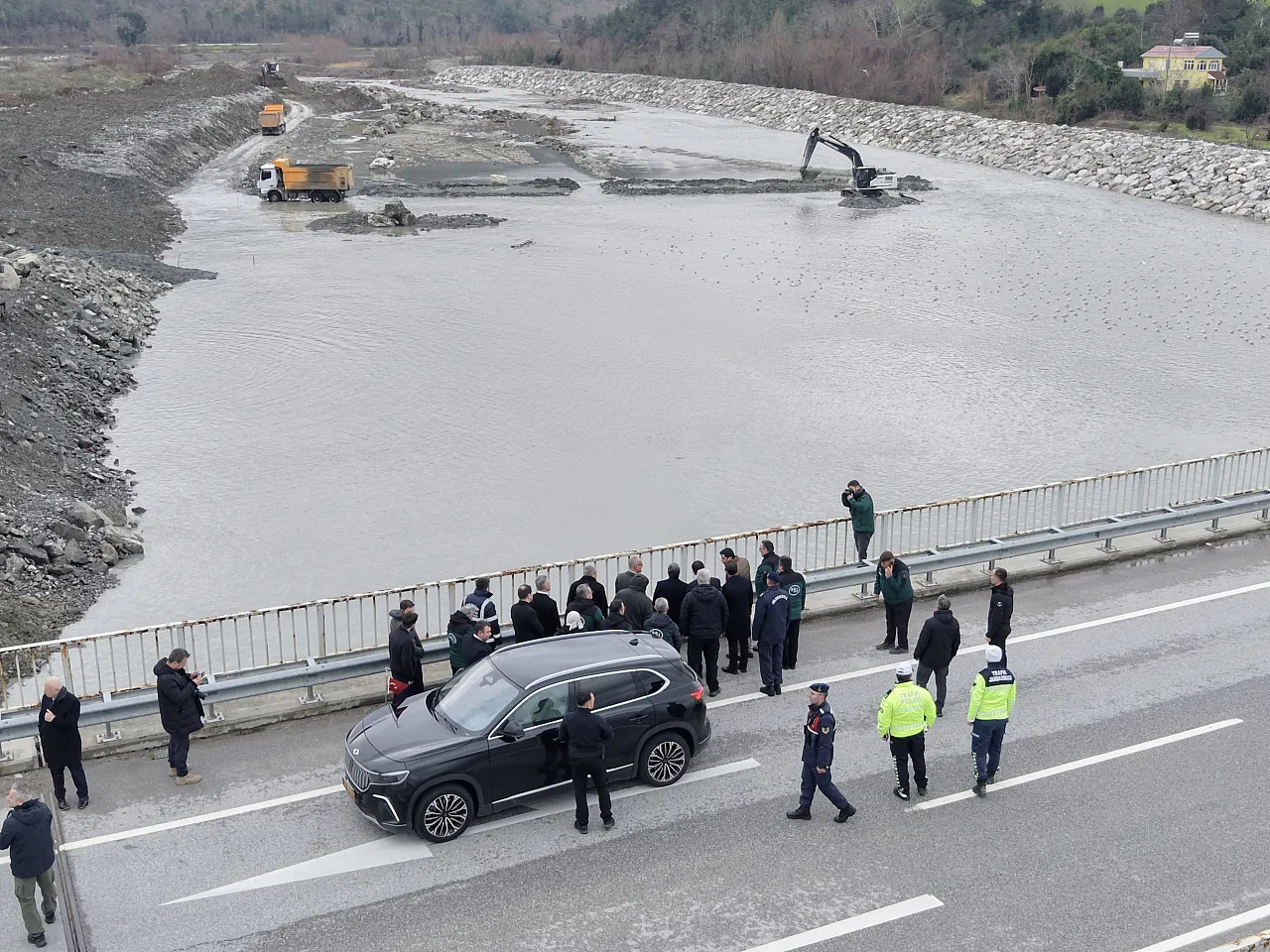 Vali Tavlı, Yakakent OSB'de ıslah çalışmalarını inceledi