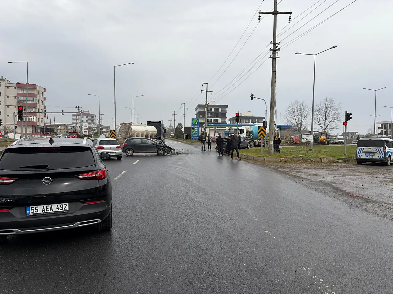 Samsun'da kavşakta korkutan kaza: 2 kişi yaralandı