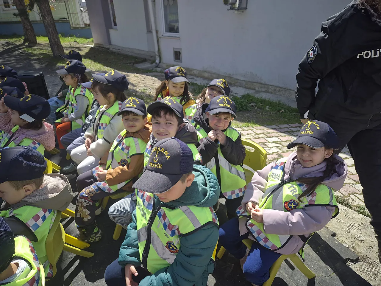 Samsun'da minikler Küçük Polisler etkinliğiyle mesleği tanıdı