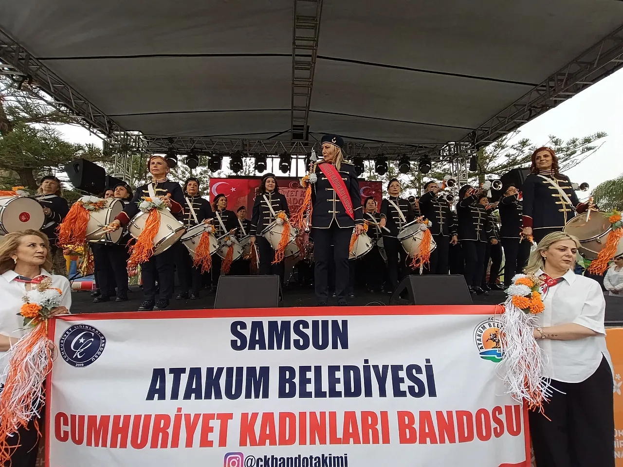 Bagetler Konuştu, Adana Coştu: Atakum'dan Unutulmaz Performans