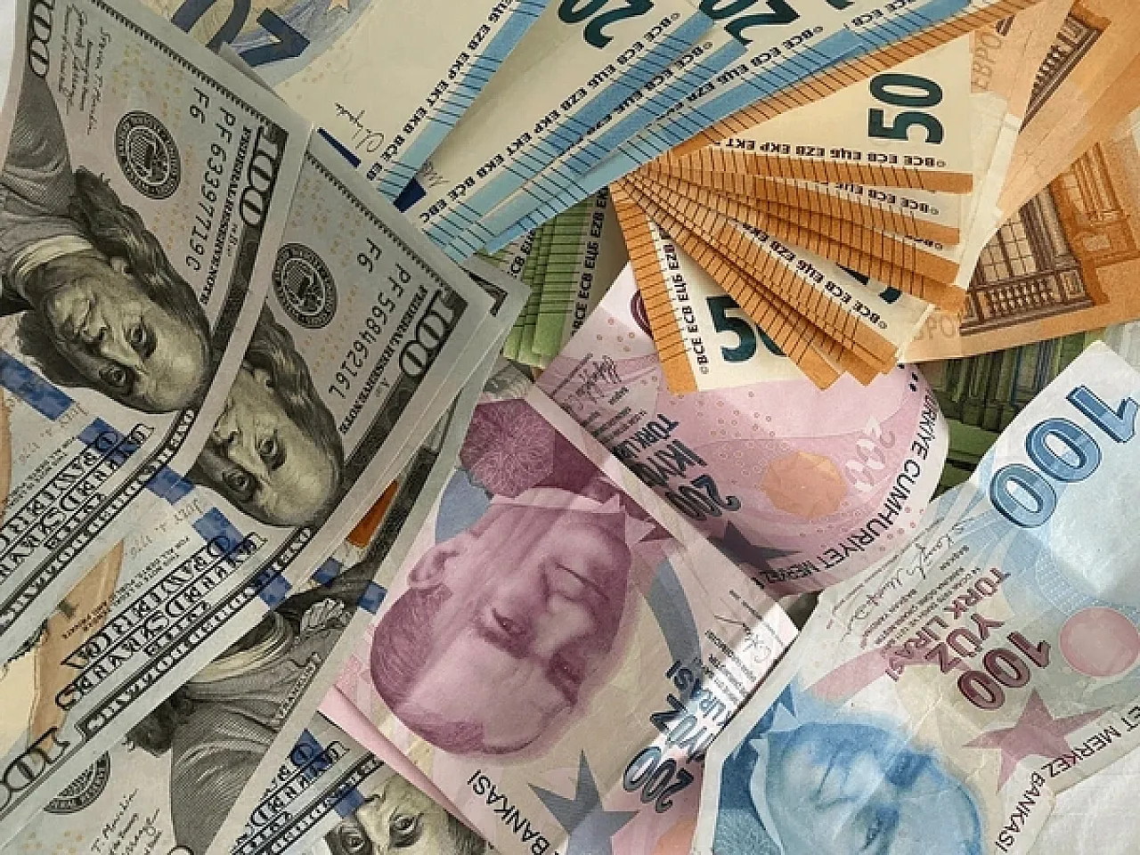 Dolar ve Euro'da son durum