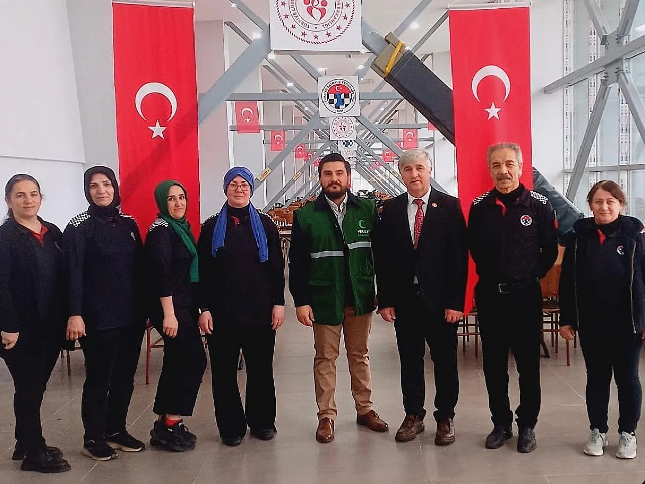 Yeşilay'dan 23 Nisan'da anlamlı satranç turnuvası
