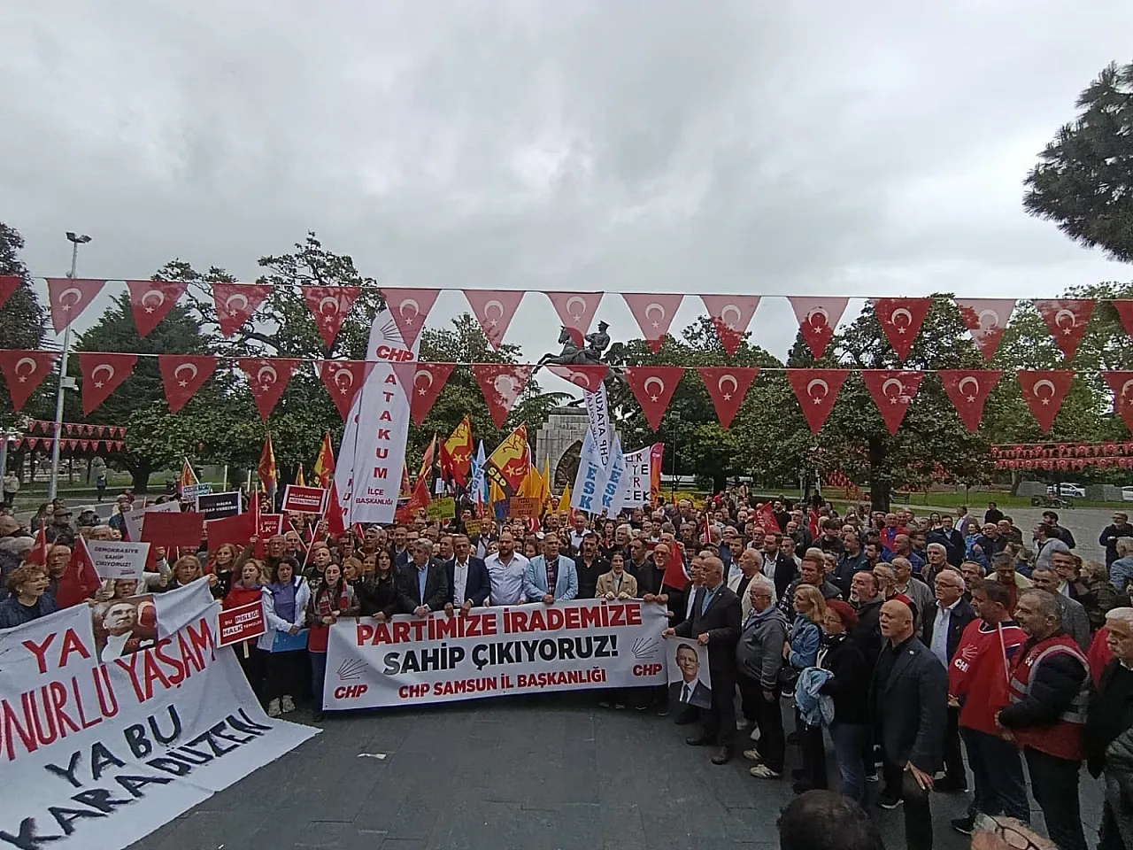 CHP Samsun 'Yargı Üzerinden Siyaset Dizaynına İzin Vermeyeceğiz'