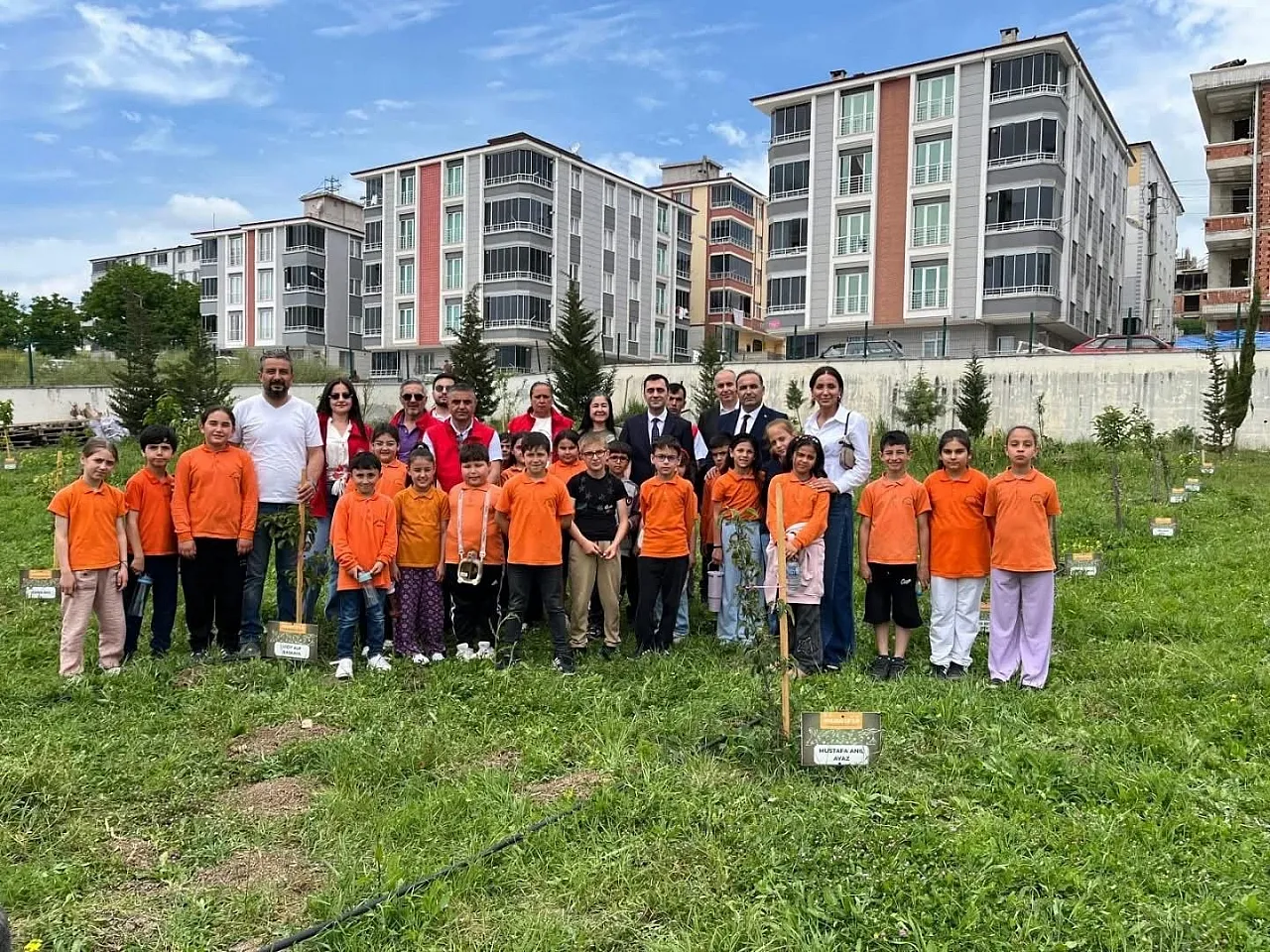 Samsun'da öğrenciler lavanta dikimi yaptı
