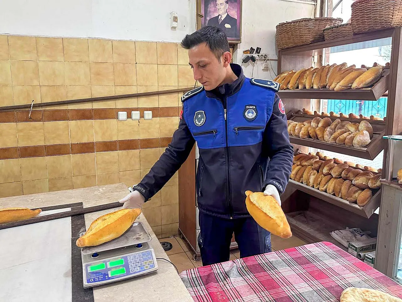Bafra'da fırınlara gramaj ve hijyen denetimi