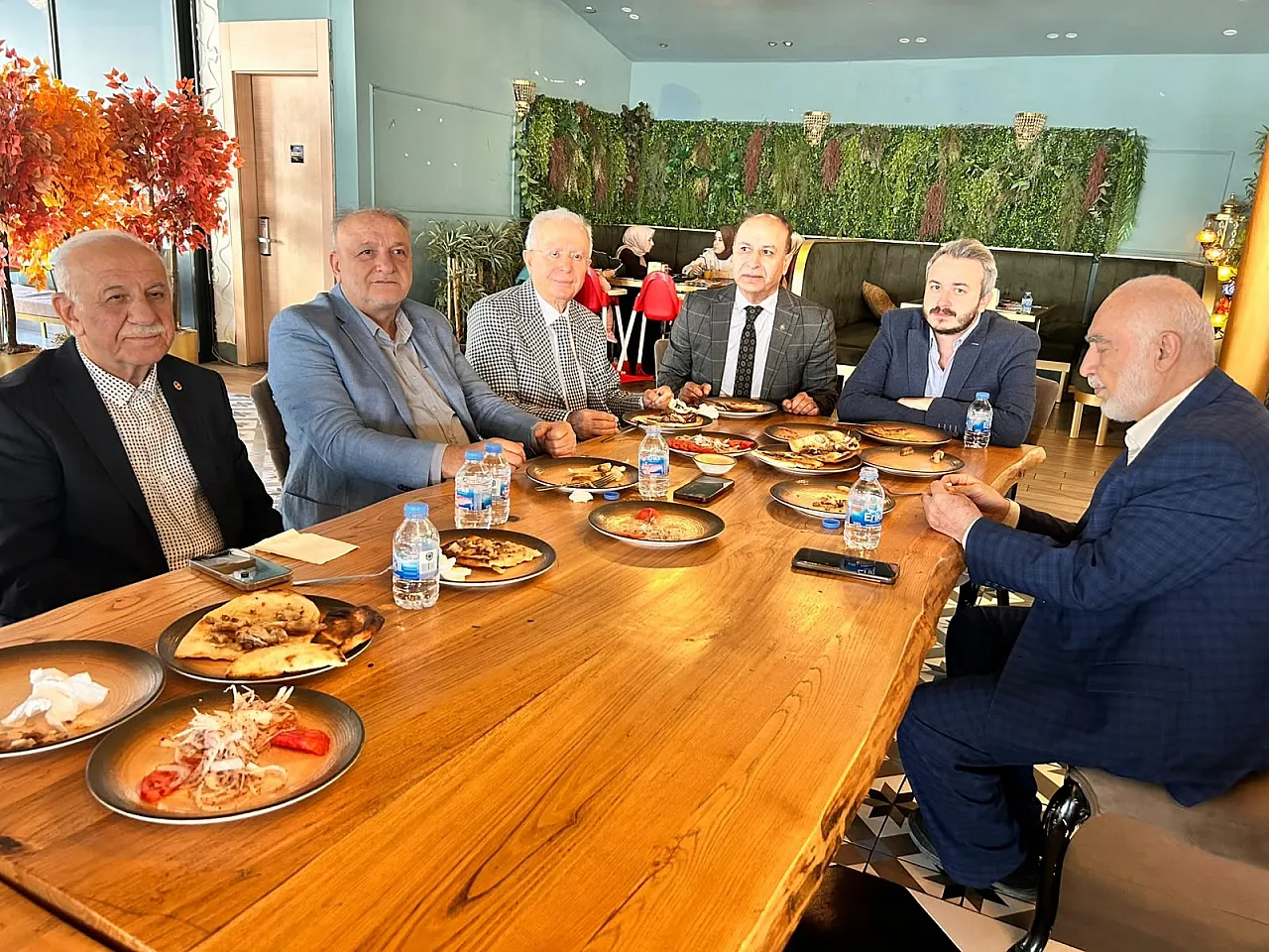 Siirtlilerin büryan özlemi Ankara'da giderildi