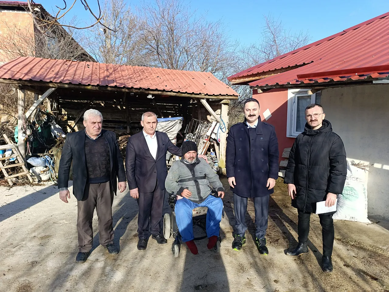 Havza Kaymakamı Ayvat'tan Engelli ve Yaşlılara Anlamlı Ziyaret