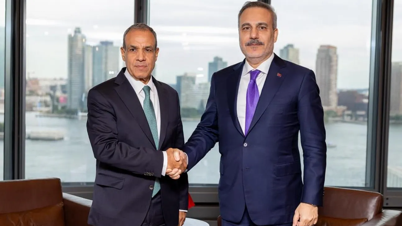 Fidan, Mısır Dışişleri Bakanı Abdelatty ile bir araya geldi