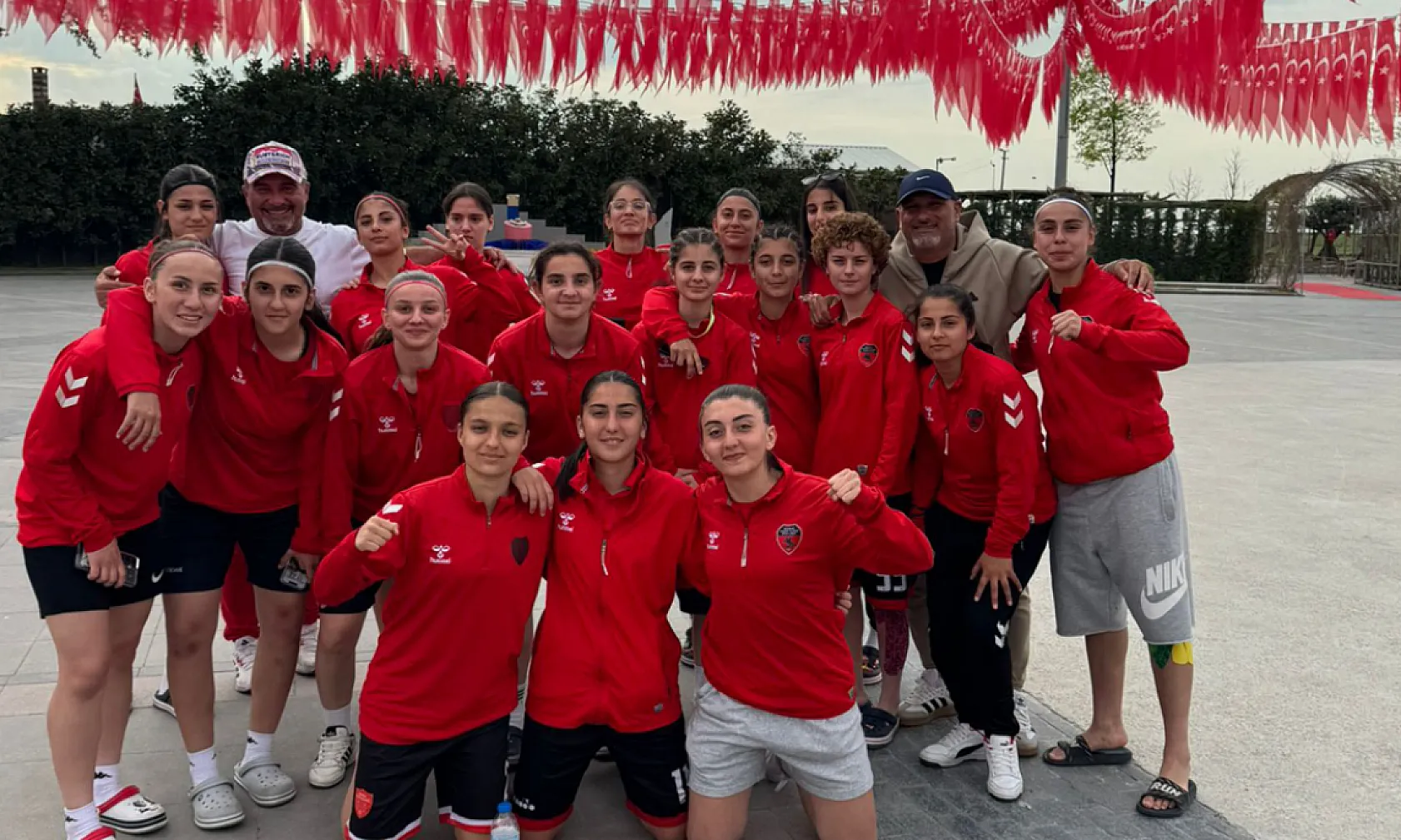 Samsun Gülizar Hasan Yılmaz Spor Lisesi finalde