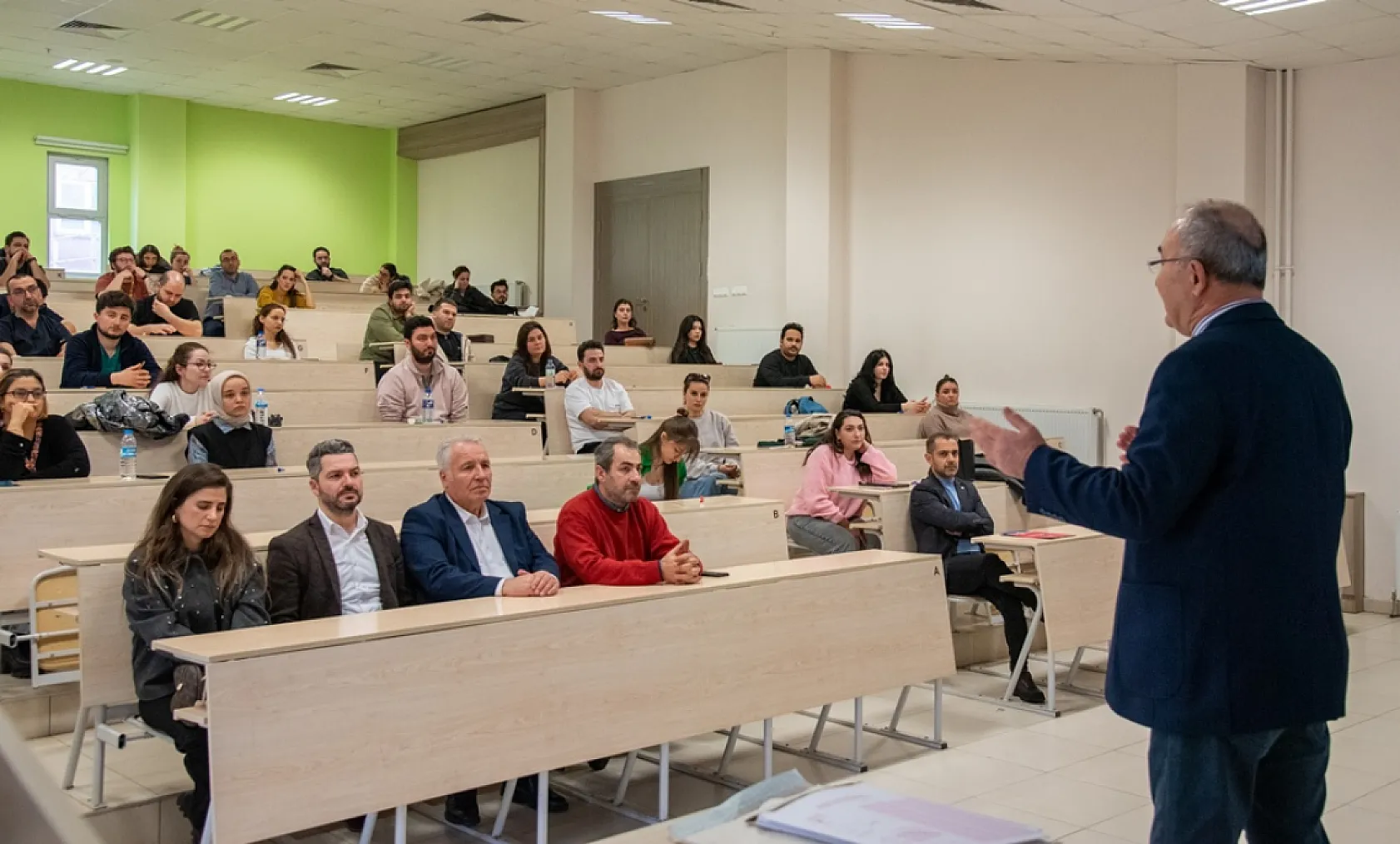 OMÜ'de deney hayvanları sertifika programının teorik aşaması tamamlandı