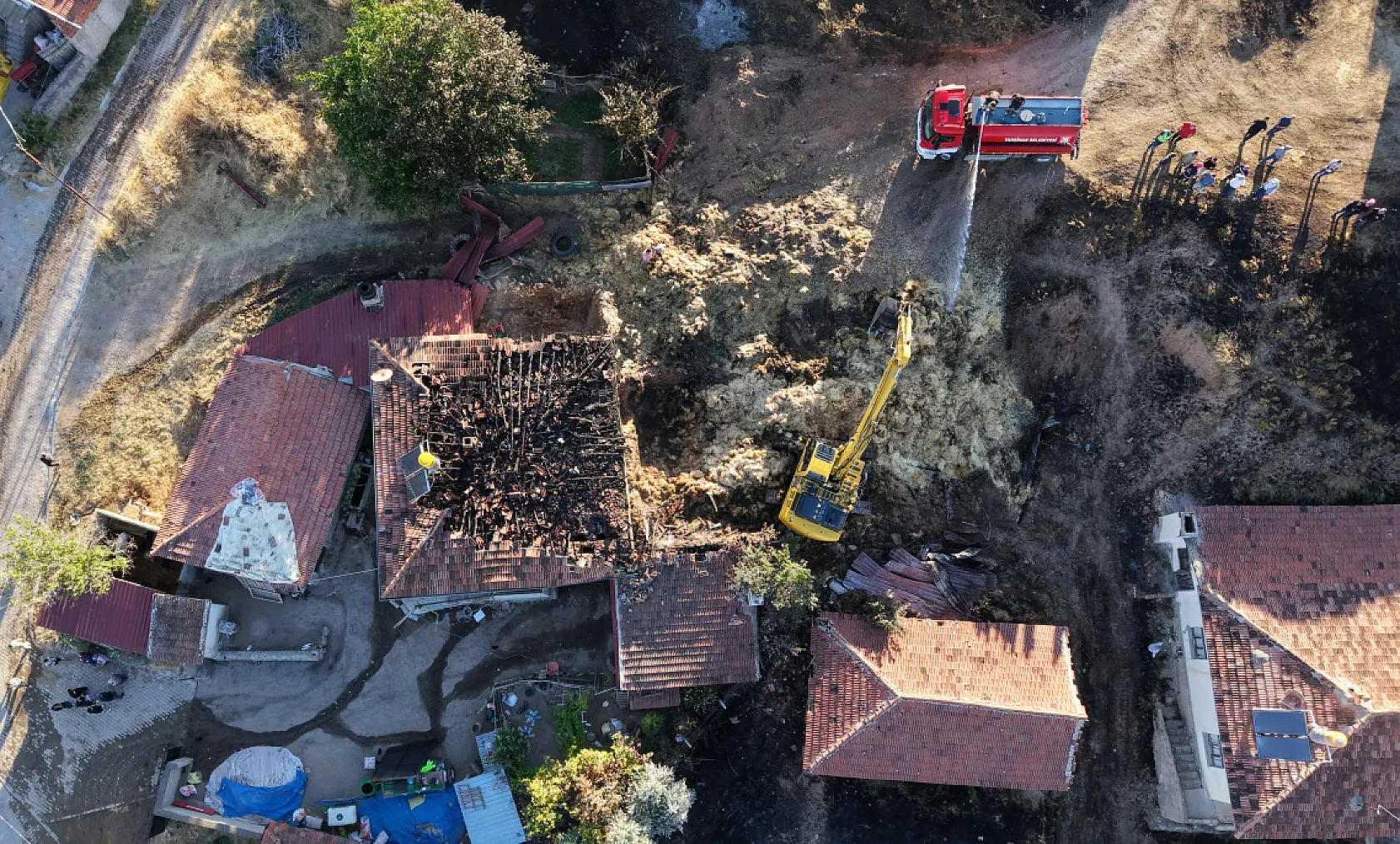 Bin saman balyası ve ev kül oldu, eşini bu sözlerle teselli etti