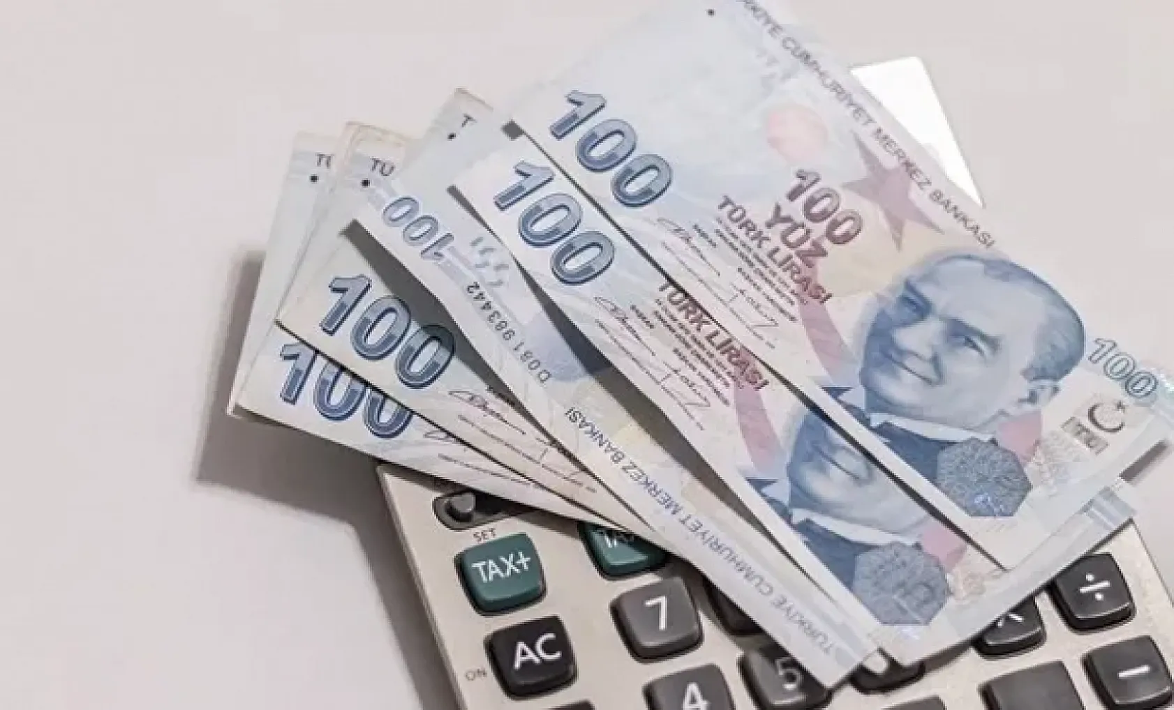 Emekli İkramiyesi Kaldırılıyor mu? Gelire Göre İkramiye Formülü Nedir?