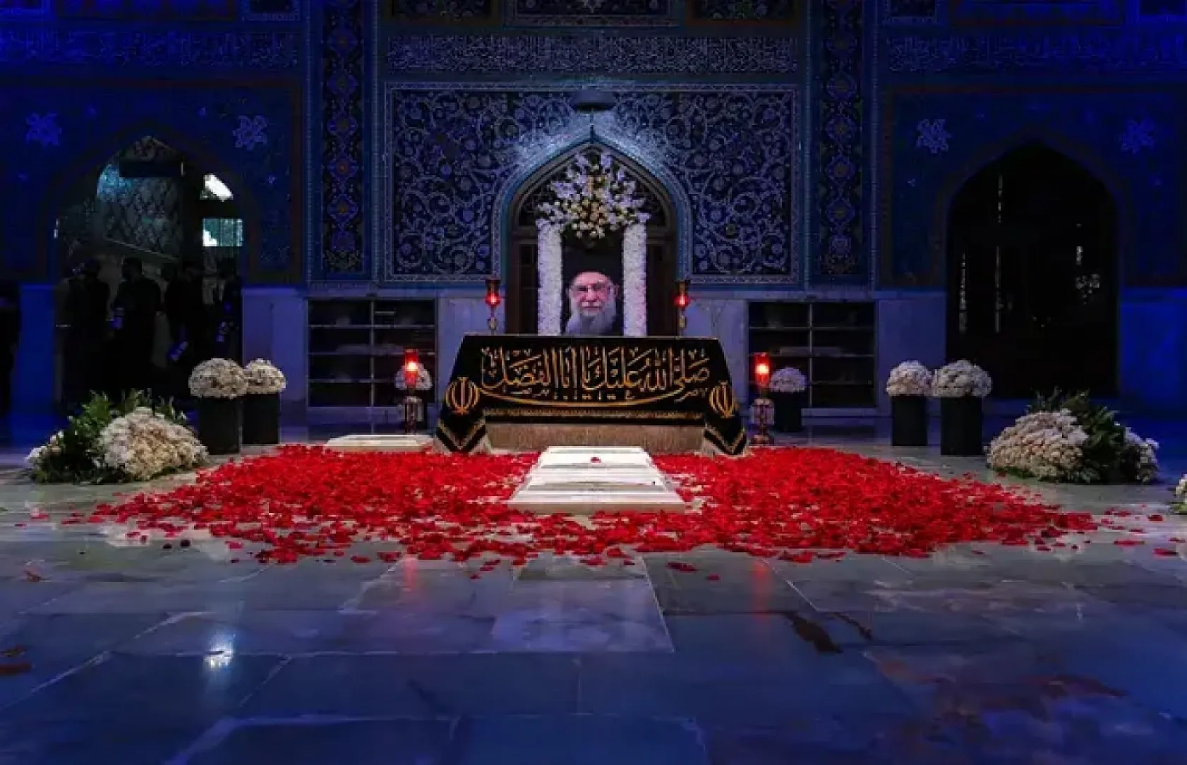 Hamaney'in Mezarı İlk Kez Görüntülendi