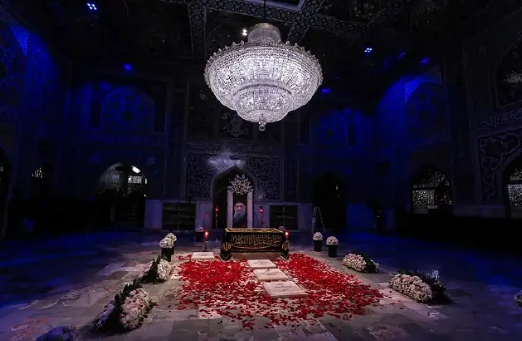 Hamaney'in Mezarı İlk Kez Görüntülendi