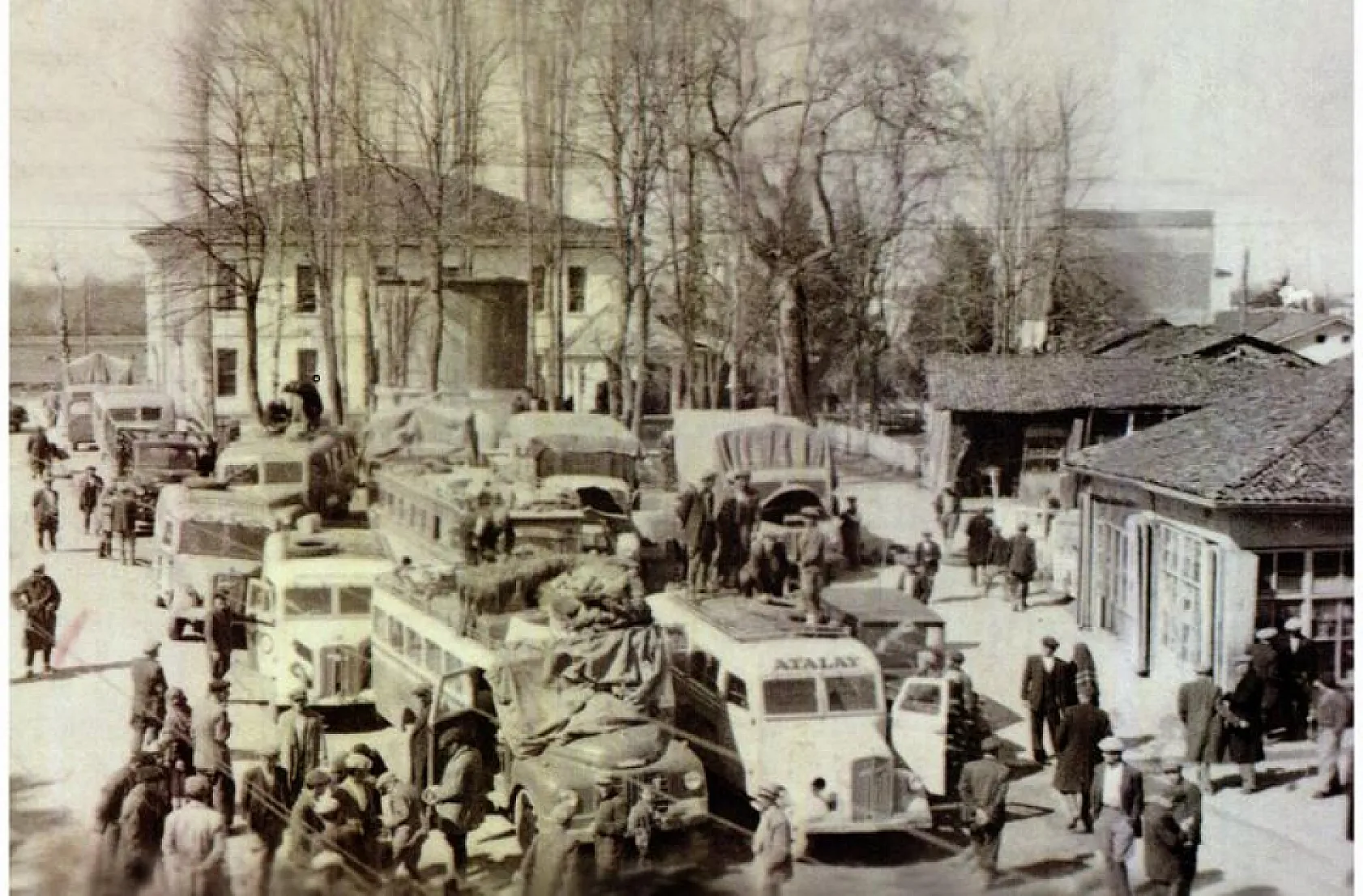 Zor zamanların lideri: Hüsnü Bey (Erkmen)