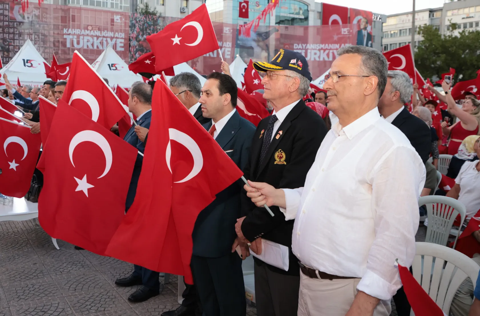 Başkan İhsan Kurnaz'dan 15 Temmuz Demokrasi Ve Milli Birlik Günü Mesajı