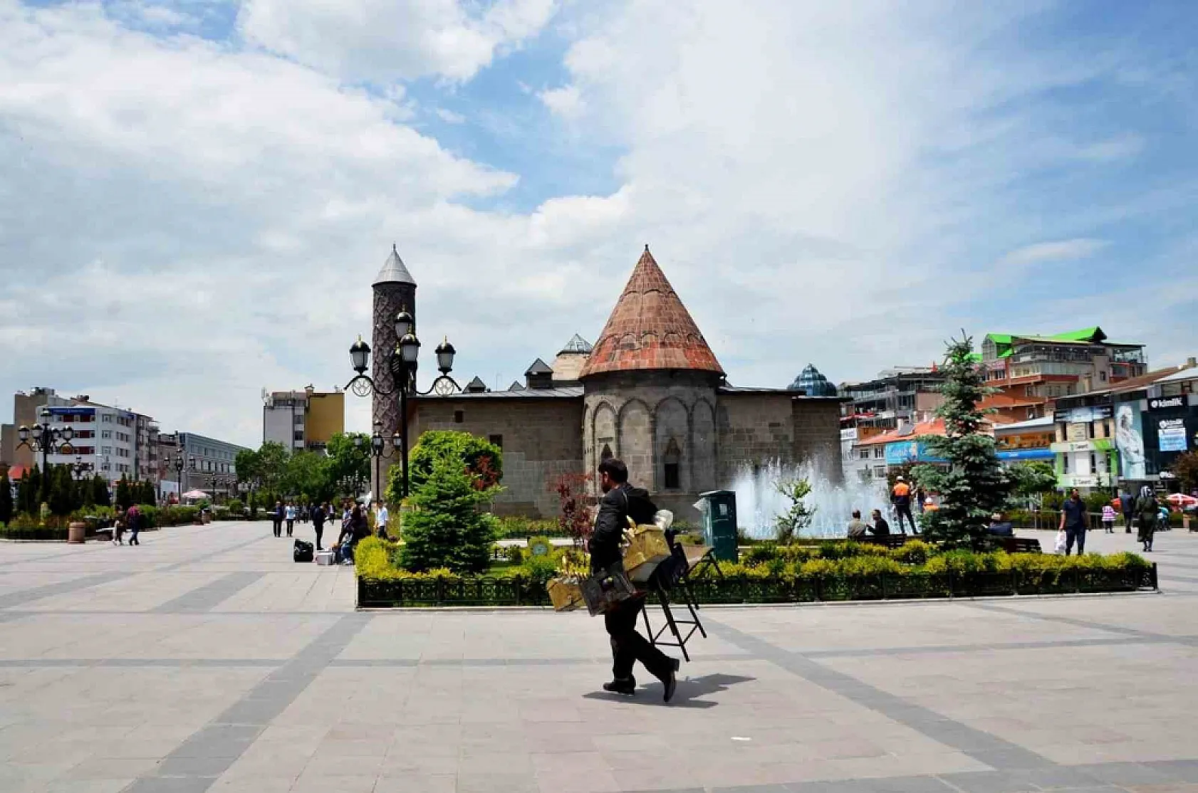 Erzurum'da göçün en büyük nedenleri aile ve eğitim