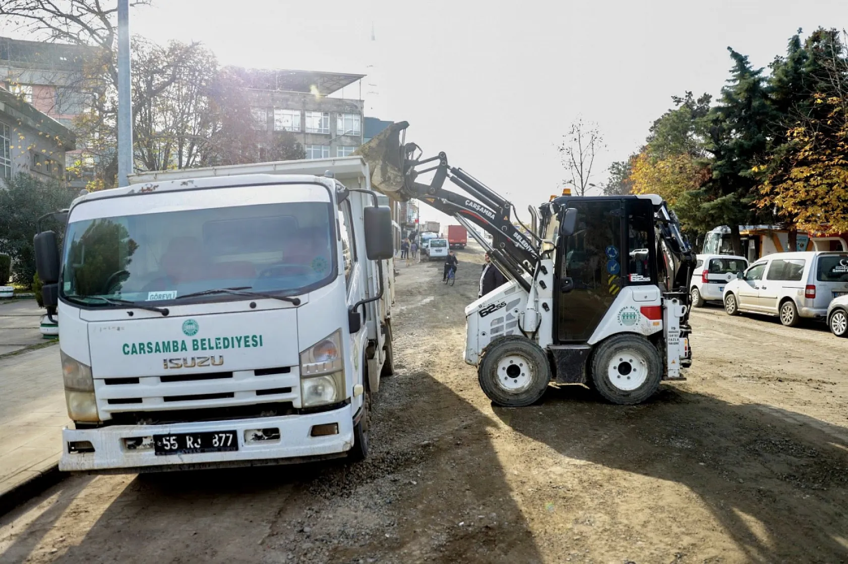 Başkan Hüseyin Dündar Üstyapı Çalışmalarını Yerinde İnceledi