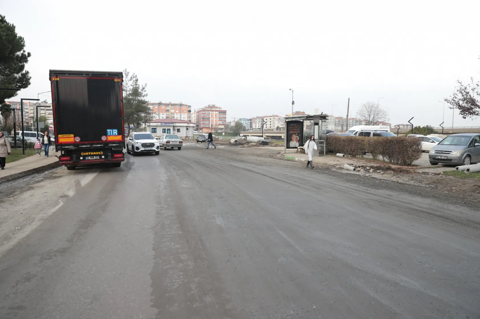 Başkan Hüseyin Dündar Üstyapı Çalışmalarını Yerinde İnceledi