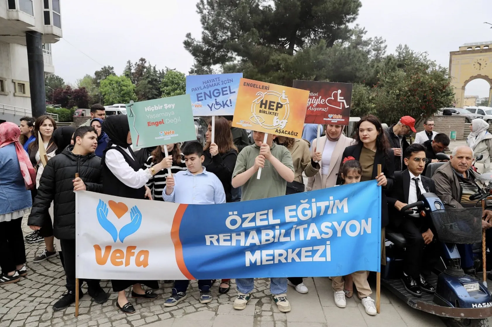 Çarşamba'da özel bireyler unutulmadı