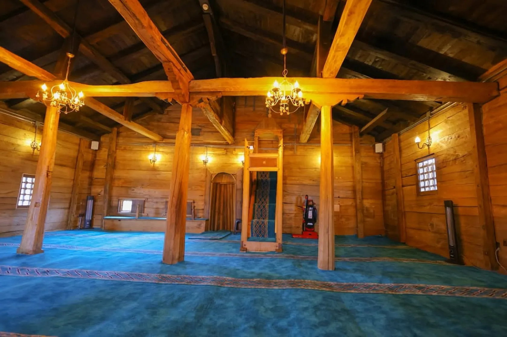 Terme Yeni Cami yeniden ibadete açıldı