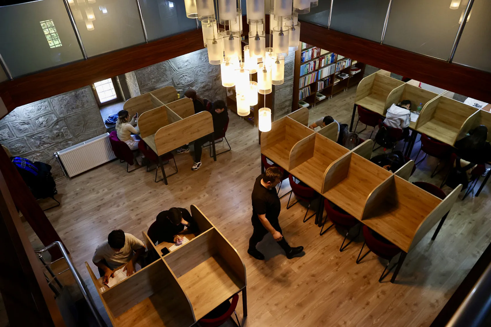 Trabzon'da Tarihle İç İçe Bir Kütüphane