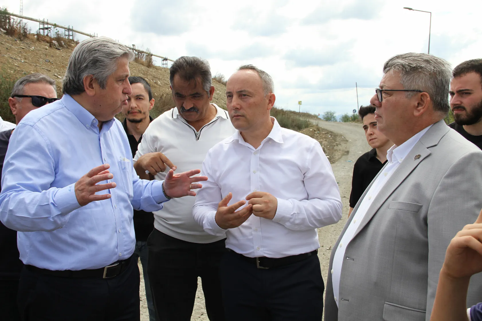 Çöp Kokusu İsyanı CHP'li Milletvekilleri kötü kokuyu yerinde inceledi
