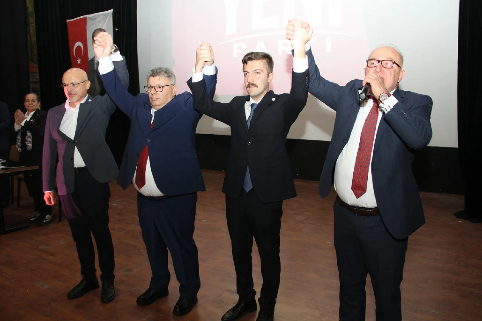 YENİ Parti Çarşamba'da ilk kongre heyecanı