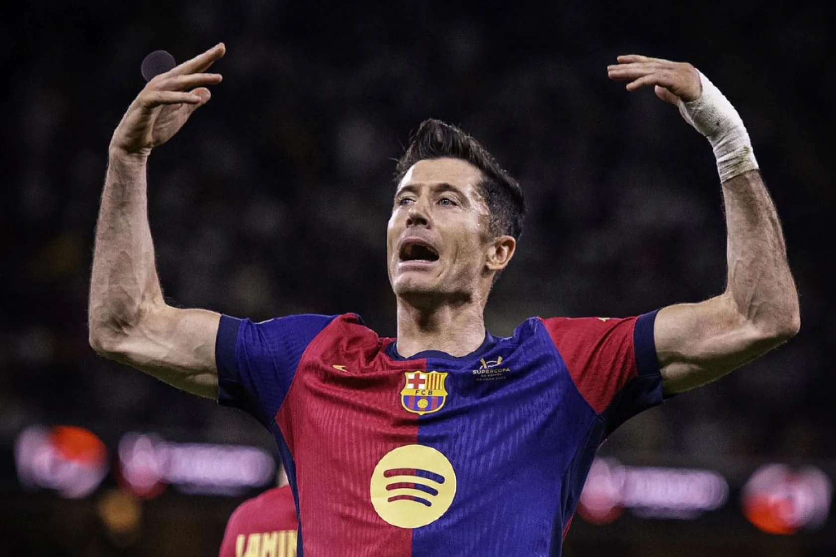 Lewandowski transferinde yeni gelişme! Eşinden Türkiye mesajı