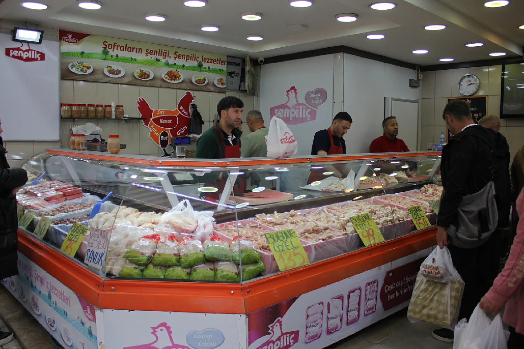 Balık sezonu açıldı tavuk satışlarında düşüş var mı?