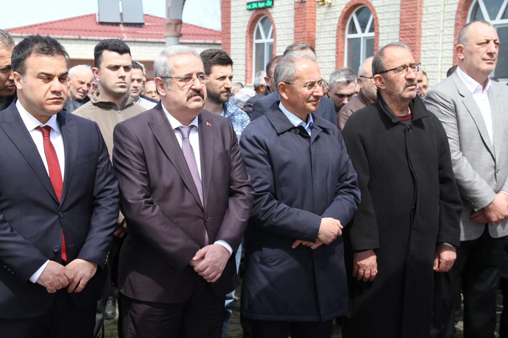 Başkan Dündar'ın amcasına son görev