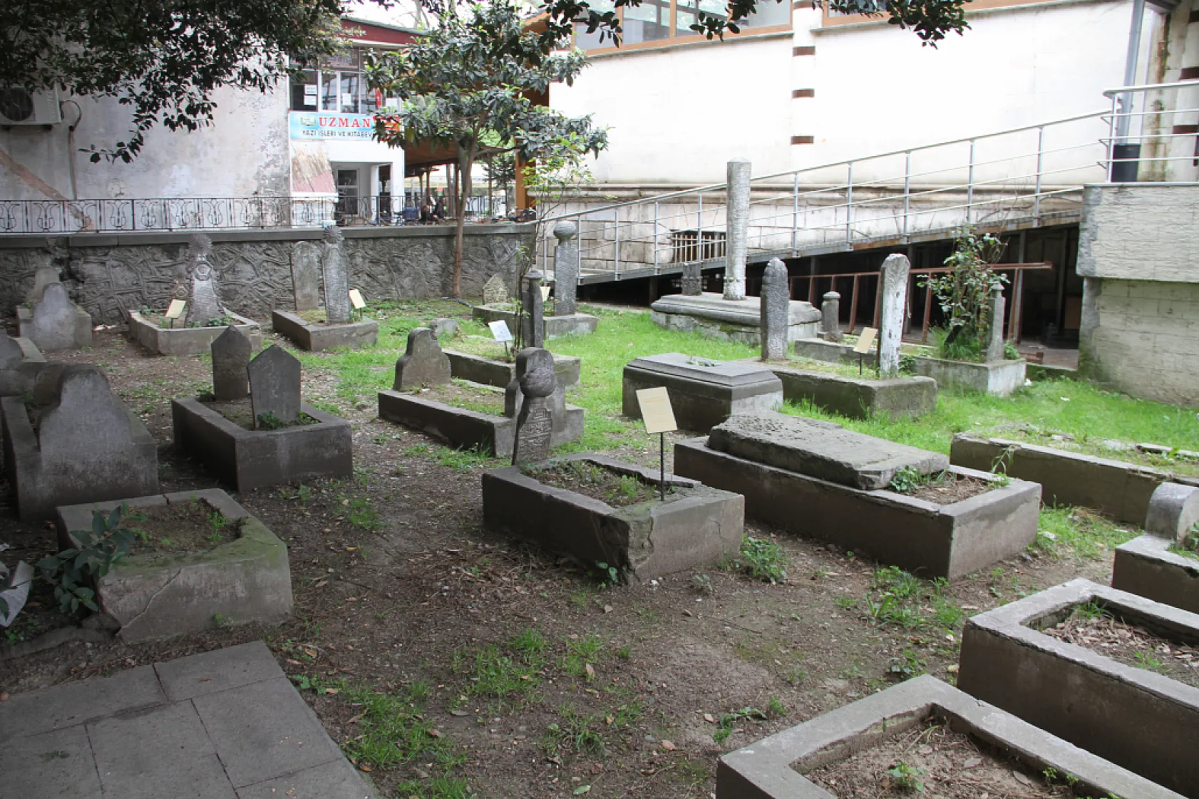1781'den günümüze: Rıdvan Bey Camii'nin hüzünlü hikayesi