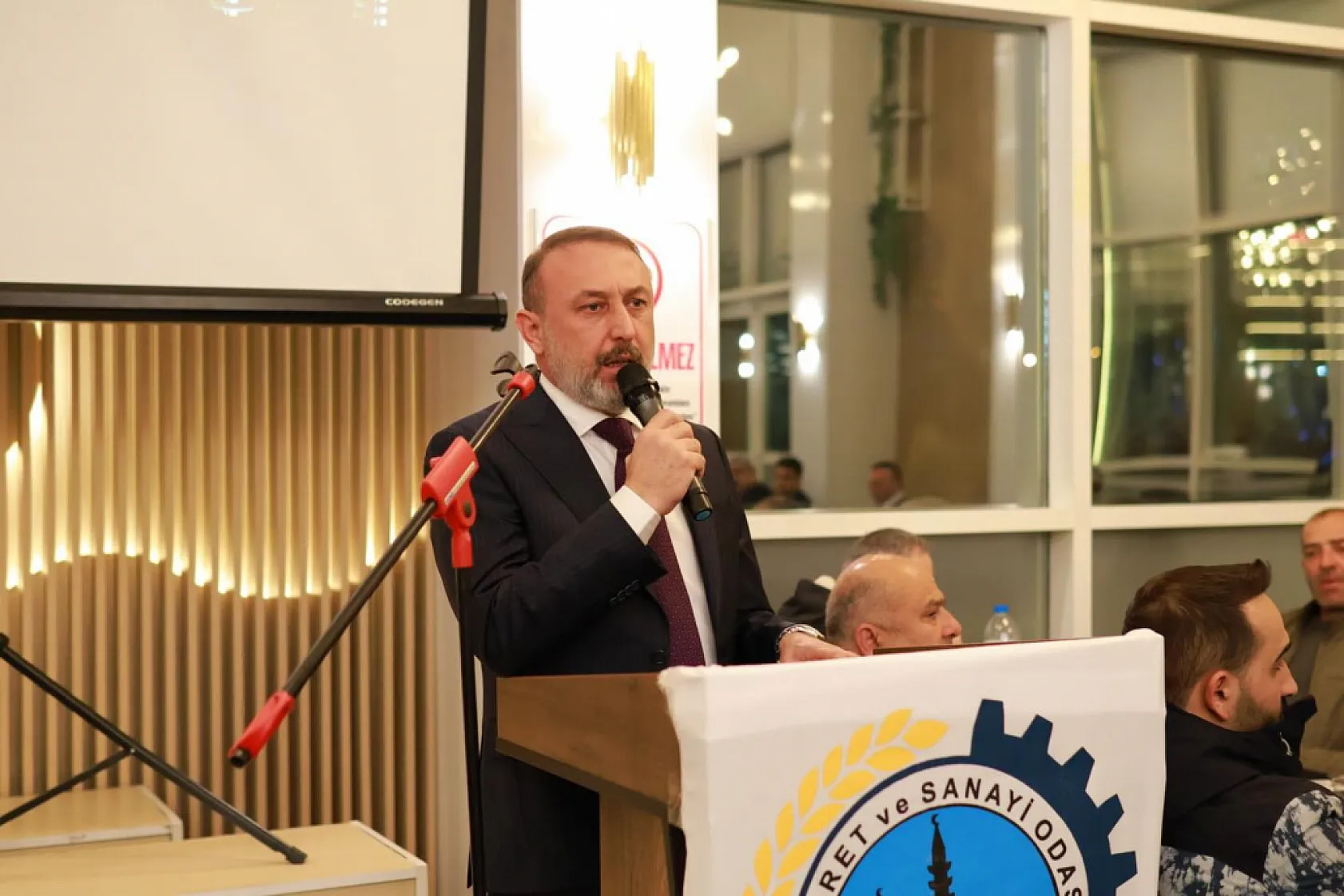 Çarşamba'da iş dünyası iftar programında bir araya geldi