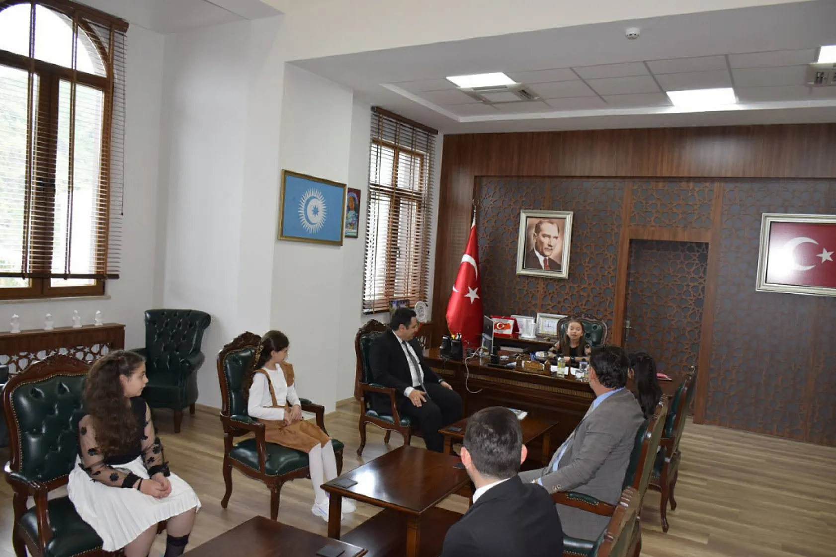 Salıpazarı ve Ayvacık'ta koltuklar miniklere teslim